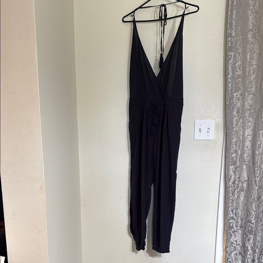 Mustard Seed Black Jumpsuit with V-Neck and Lightweight Fabric